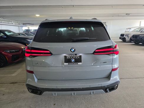 New 2026 BMW X5 sDrive40i w/ M Sport Package RWD image 5