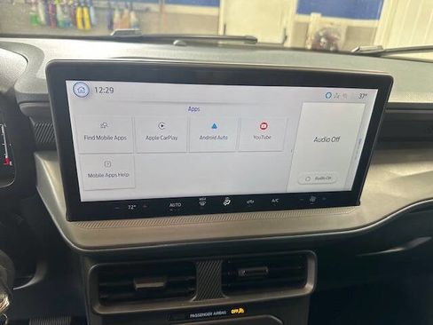 Used 2025 Ford Maverick XL w/ 4K Tow Package image 15