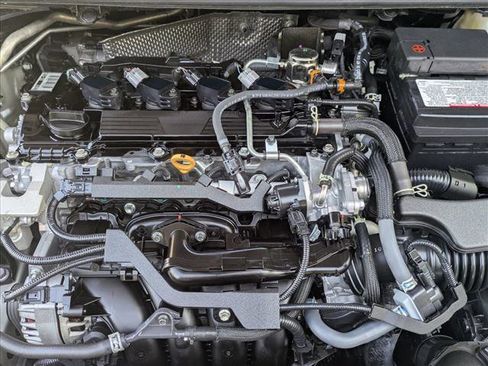 Used 2025 Toyota Corolla LE image 20