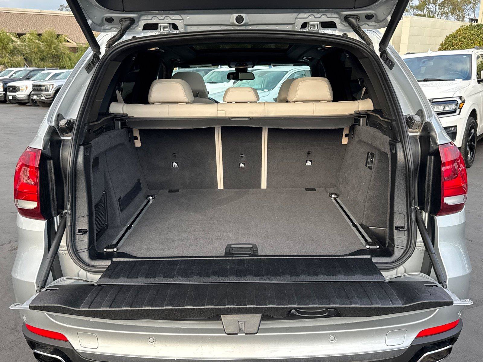 Used 2018 BMW X5 xDrive35i w/ M Sport Package AWD/4WD image 10