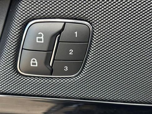 Used 2022 Lincoln Nautilus Reserve image 26