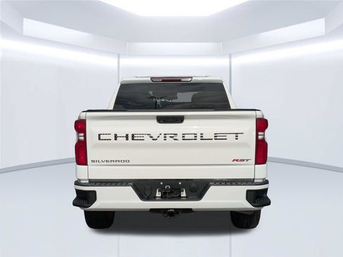 Used 2023 Chevrolet Silverado 1500 RST RWD image 5