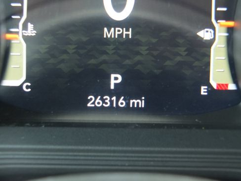 Used 2025 Jeep Wrangler Unlimited Sahara AWD/4WD image 21