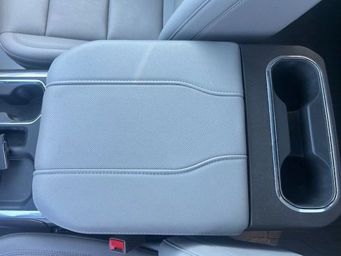 Used 2024 GMC Sierra 1500 SLT w/ SLT Premium Plus Package AWD/4WD image 22