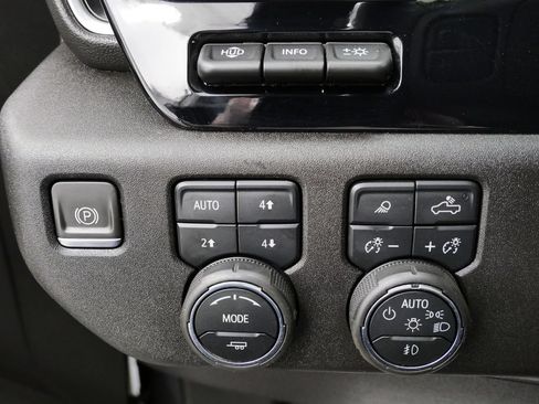 Used 2024 Chevrolet Silverado 3500 High Country w/ High Country Premium Package AWD/4WD image 26