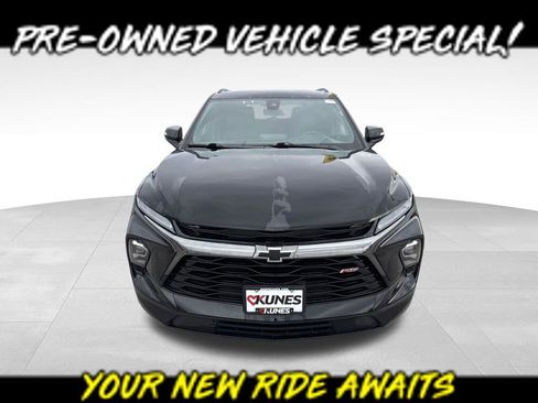 Used 2025 Chevrolet Blazer RS AWD/4WD image 1