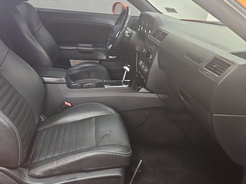 Used 2012 Dodge Challenger SXT Plus image 13