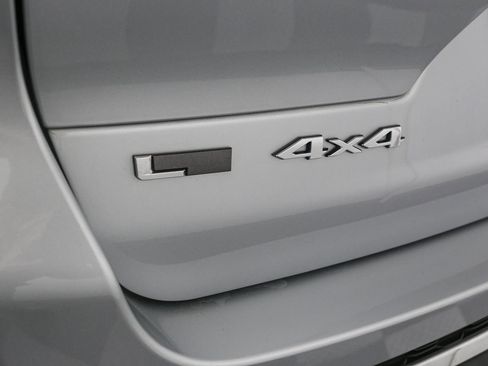 Used 2021 Jeep Grand Cherokee L Limited AWD/4WD image 12