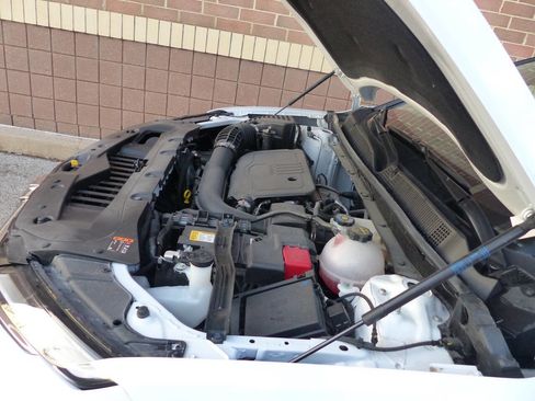 Used 2025 Chevrolet Blazer LT image 15