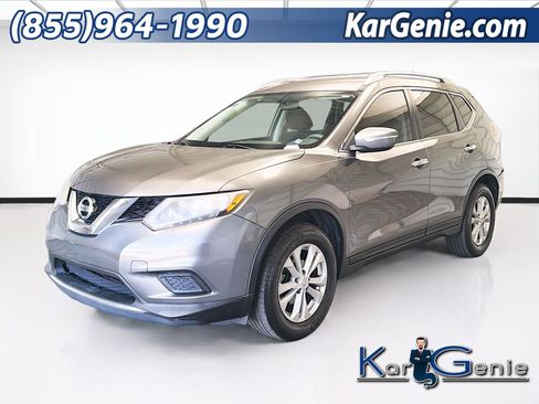 Used 2015 Nissan Rogue SV image 1