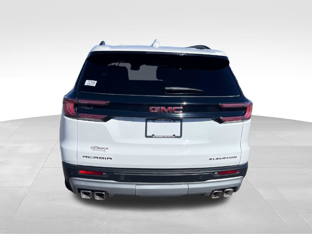 Used 2026 GMC Acadia Elevation w/ Elevation Premium Package FWD image 4