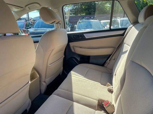 Used 2018 Subaru Outback 2.5i AWD/4WD image 28