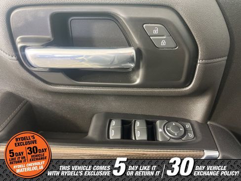 Used 2022 Chevrolet Silverado 2500 LT w/ Convenience Package image 30
