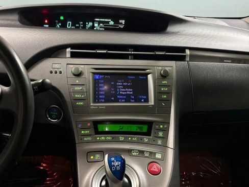 Used 2014 Toyota Prius Prime Plug-In Hybrid FWD image 14