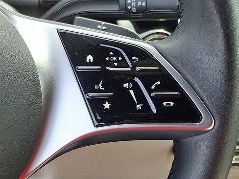 Certified 2025 Mercedes-Benz GLA 250 4MATIC image 23