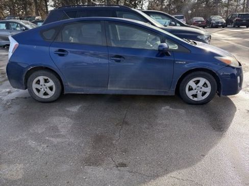 Used 2010 Toyota Prius Five image 1