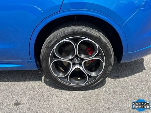 Used 2022 Alfa Romeo Stelvio Veloce image 21