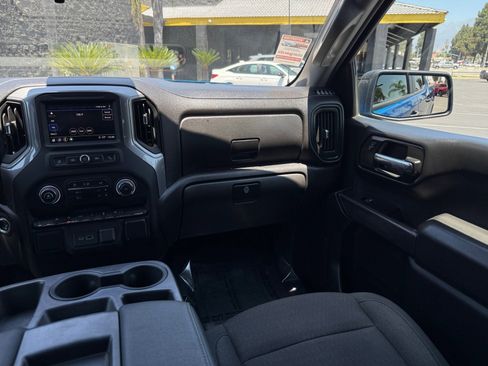 Used 2022 Chevrolet Silverado 1500 Custom image 22