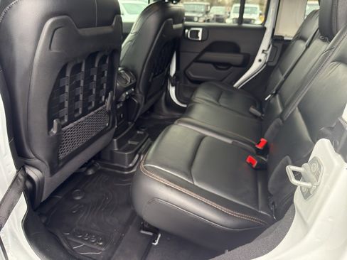 Used 2021 Jeep Wrangler Unlimited Rubicon image 23