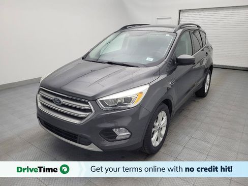 Used 2017 Ford Escape SE w/ Equipment Group 201A FWD image 1