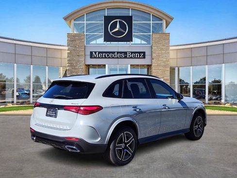 Used 2026 Mercedes-Benz GLC 300 4MATIC image 4