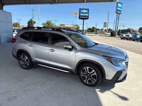 Used 2023 Subaru Ascent Limited w/ Technology Package AWD/4WD image 10