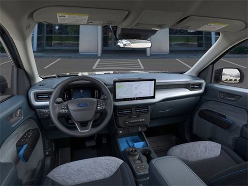 New 2025 Ford Maverick XLT image 9