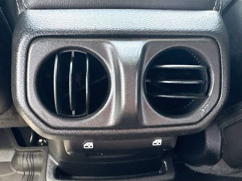 Used 2023 Jeep Wrangler Unlimited Sahara w/ Cold Weather Group AWD/4WD image 29