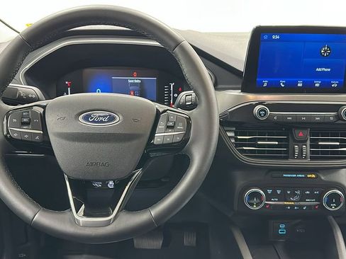 Used 2023 Ford Escape Active image 11