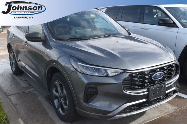 Used 2024 Ford Escape ST-Line w/ Tech Pack #1 AWD/4WD image 1