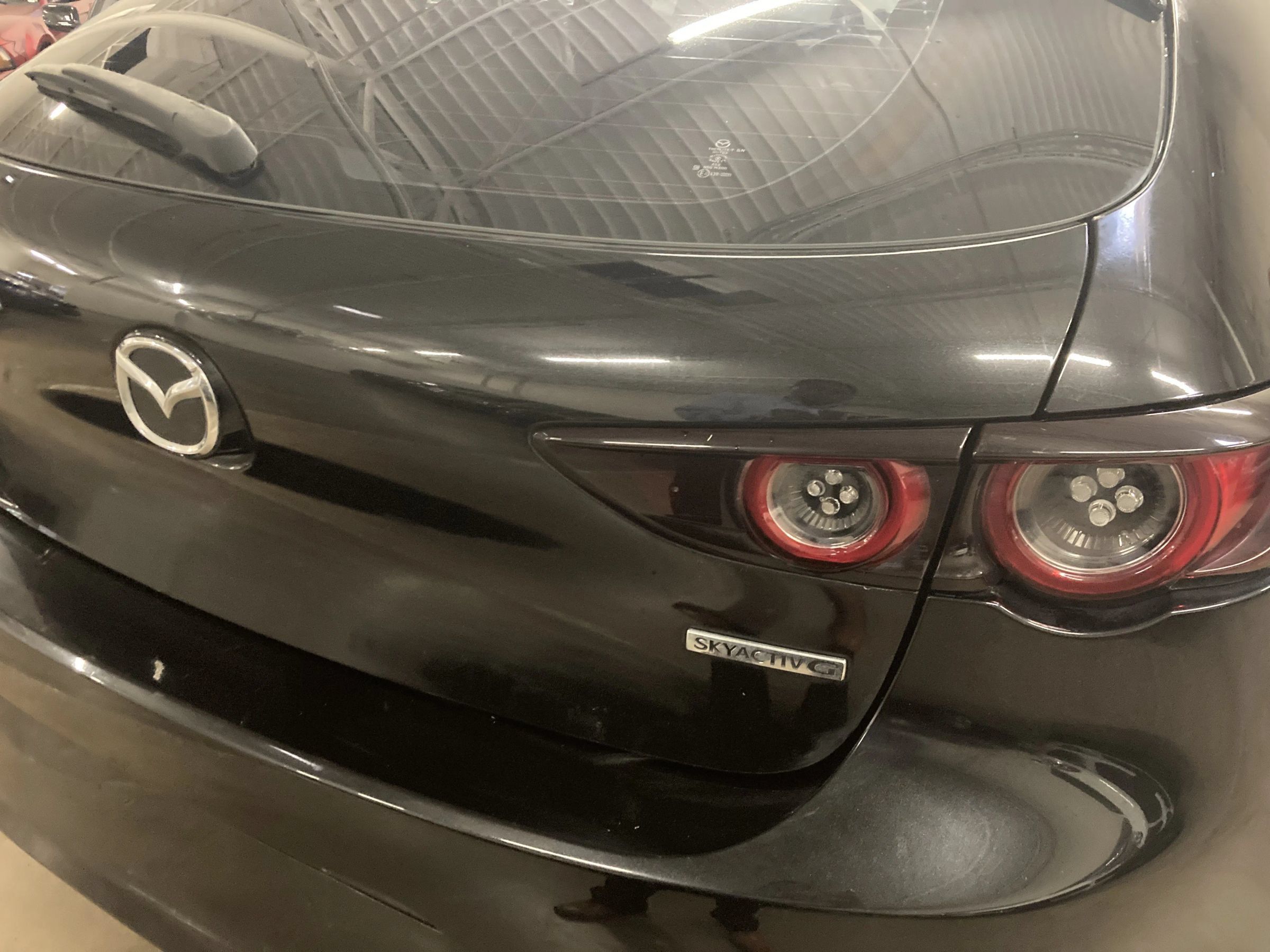 Used 2019 MAZDA MAZDA3 Hatchback w/ Premium Package FWD image 21