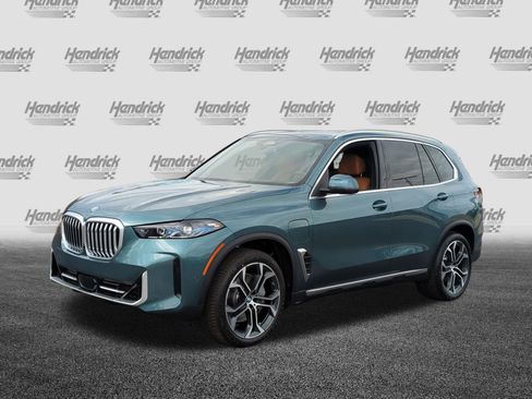 New 2026 BMW X5 xDrive50e w/ Executive Package AWD/4WD image 5