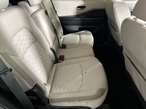 Used 2022 Nissan Pathfinder SV image 25