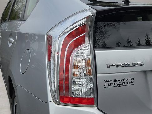 Used 2012 Toyota Prius Three w/ Solar Roof Pkg FWD image 10