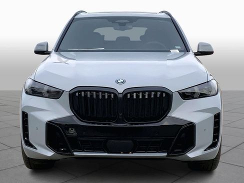 New 2026 BMW X5 xDrive50e w/ Executive Package AWD/4WD image 3