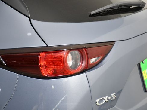 Used 2021 MAZDA CX-5 Carbon Edition image 31