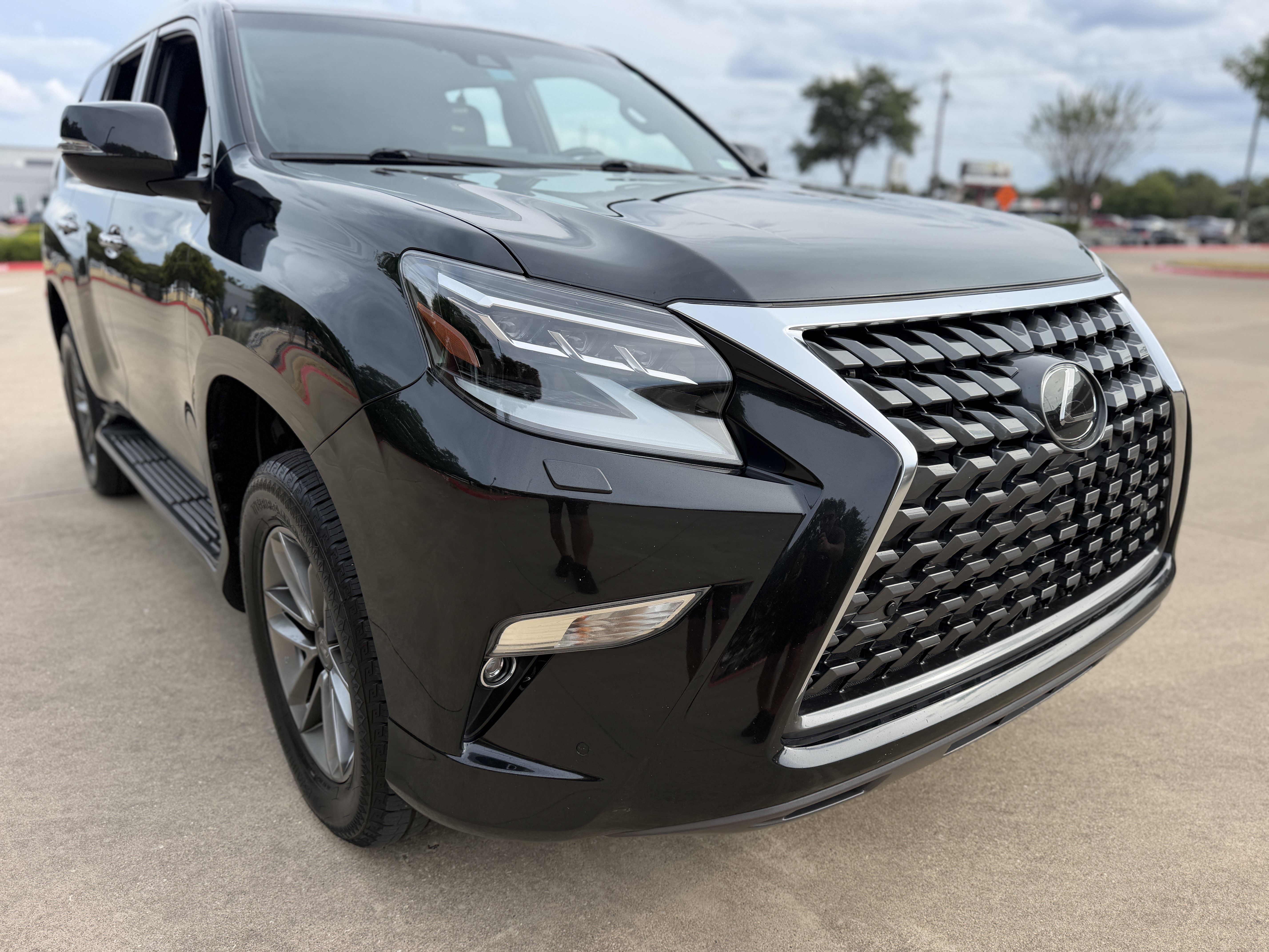Used 2022 Lexus GX 460 Premium w/ Premium Package AWD/4WD image 1