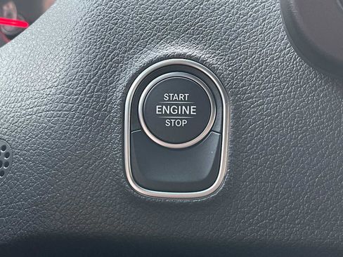 Used 2024 Mercedes-Benz Sprinter 2500 image 30