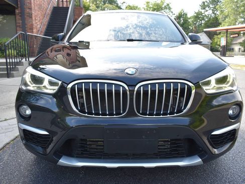 Used 2018 BMW X1 xDrive28i w/ Premium Package AWD/4WD image 5