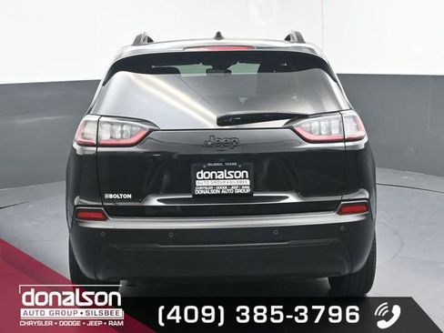 Used 2021 Jeep Cherokee Latitude Plus image 4