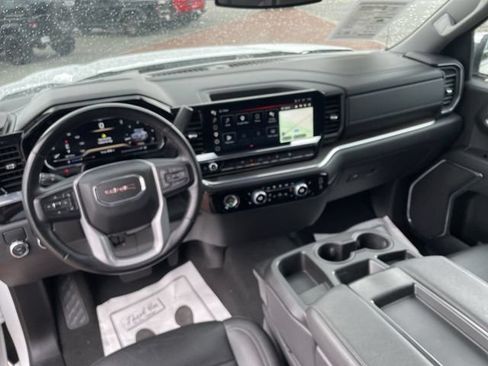 Used 2024 GMC Sierra 1500 SLT RWD image 19