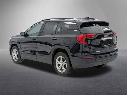 Used 2020 GMC Terrain SLE w/ Driver Convenience Package image 3