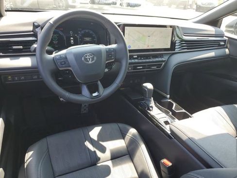 Used 2026 Toyota Camry XSE FWD image 10
