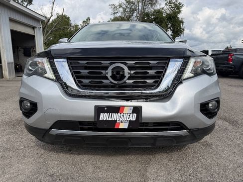 Used 2018 Nissan Pathfinder SL AWD/4WD image 2