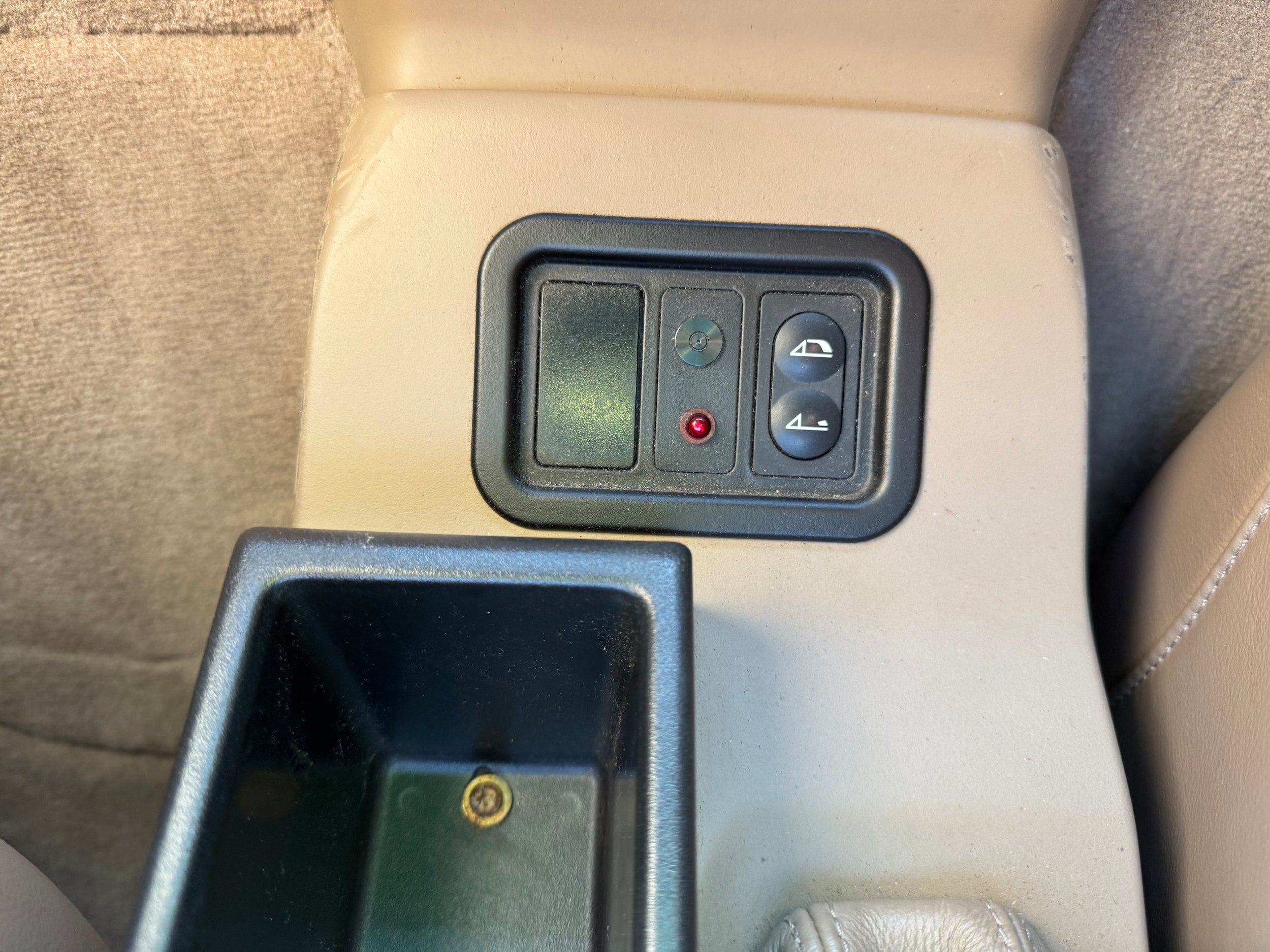 Used 2000 BMW Z3 2.5i RWD image 16