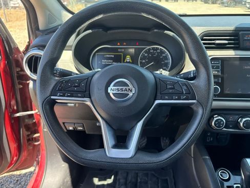 Used 2020 Nissan Versa SV FWD image 24