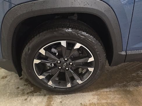 New 2026 Chevrolet Equinox RS image 4