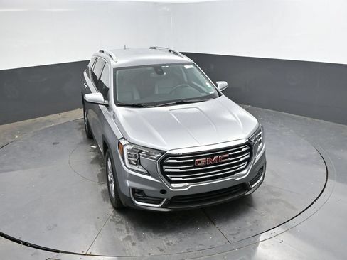 Used 2024 GMC Terrain SLT FWD image 26