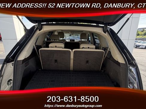 Used 2018 Audi Q7 3.0T Prestige w/ Prestige Package AWD/4WD image 34