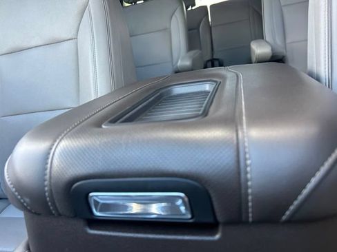 Used 2022 GMC Yukon XL SLT w/ SLT Premium Package AWD/4WD image 27